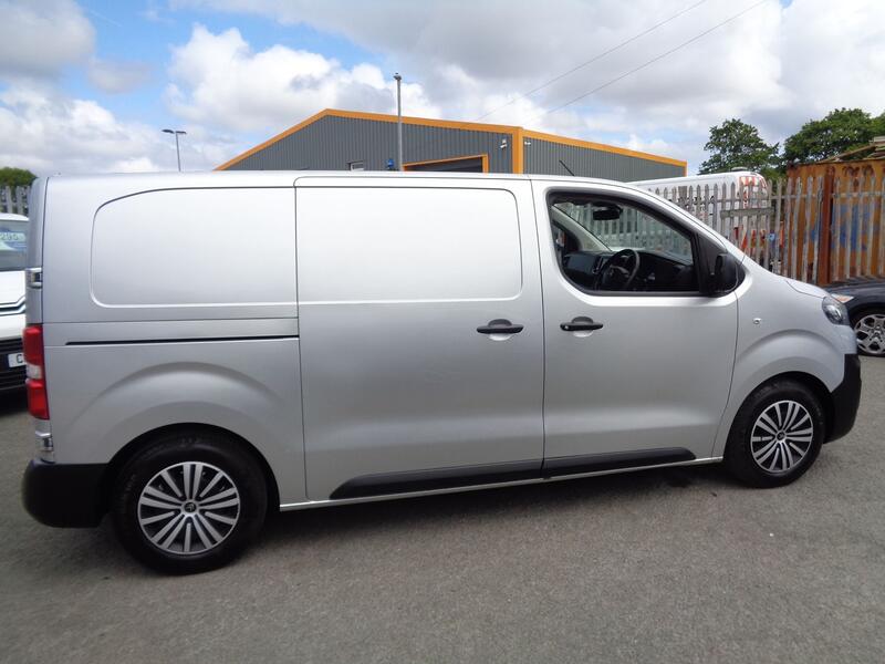 CITROEN DISPATCH 1.6 BlueHDi 1000 Enterprise M 2017