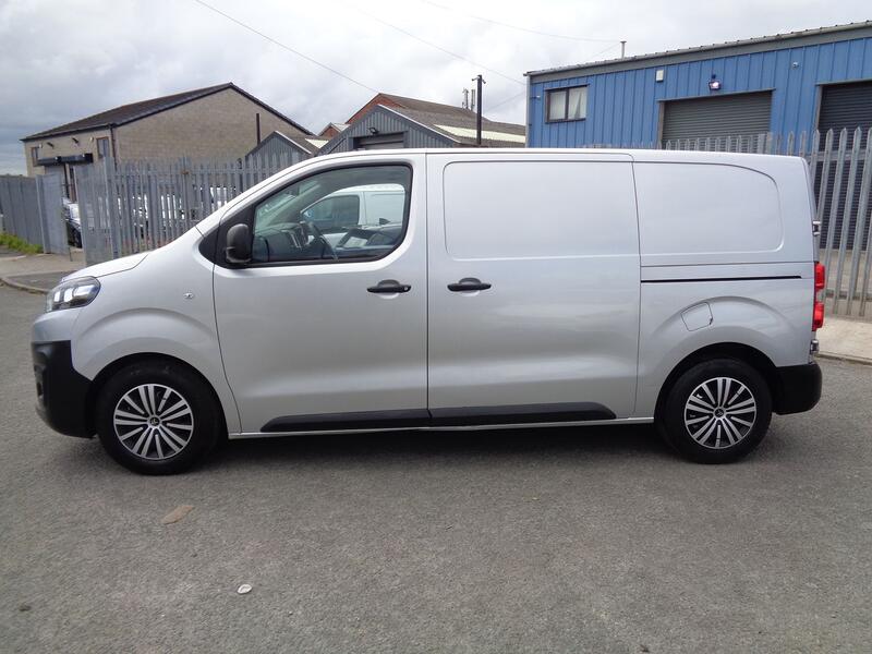 CITROEN DISPATCH 1.6 BlueHDi 1000 Enterprise M 2017