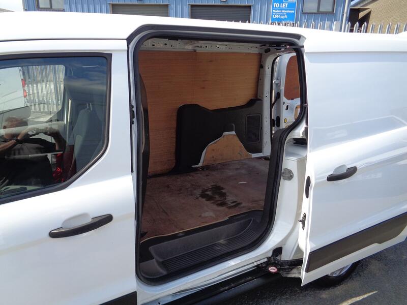 FORD TRANSIT CONNECT 1.5 210 EcoBlue 2019