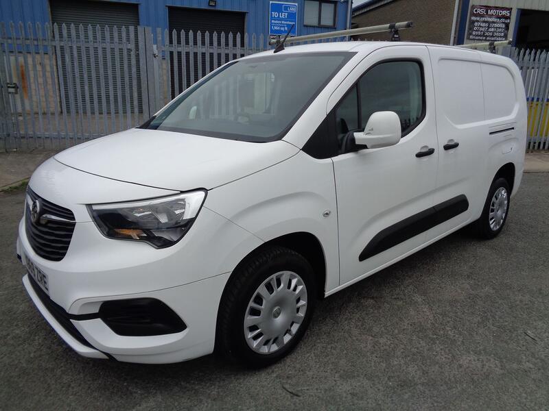 VAUXHALL COMBO 1.5 Turbo D 2300 Sportive 2019