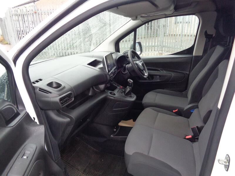 VAUXHALL COMBO 1.6 Turbo D 2000 Sportive 2019