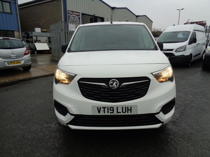 VAUXHALL COMBO 1.6 Turbo D 2000 Sportive 2019